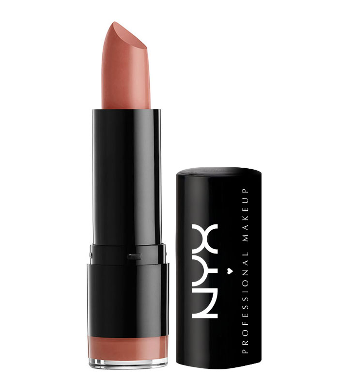 Lipstik NYX Cocoa yang pas untuk bibir hitam